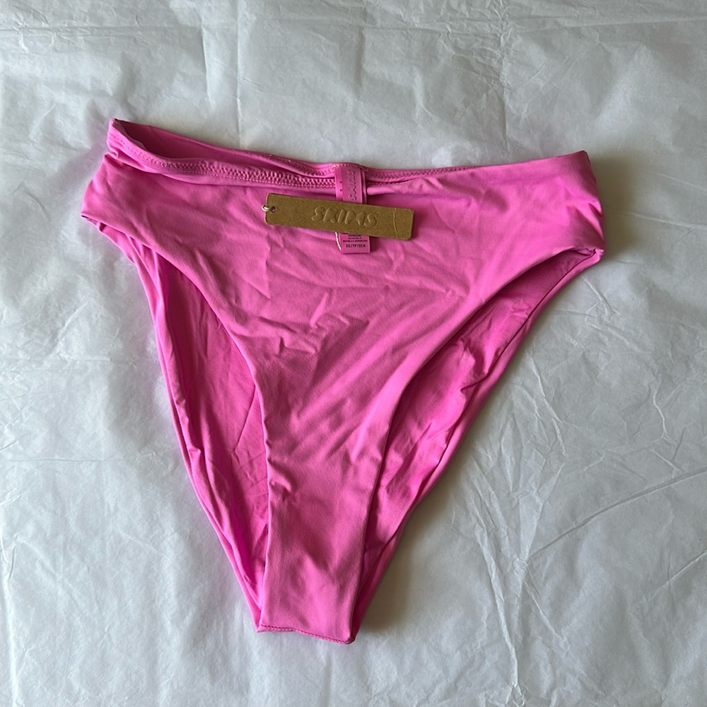 Skims swim bottoms MID WAIST COLOR NEON ORCHID SIZE XS NWT